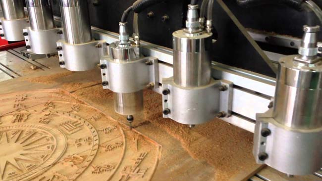 Đục mẫu bằng máy CNC Đục mẫu bằng máy CNC