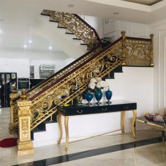 Cầu thang nhôm đúc