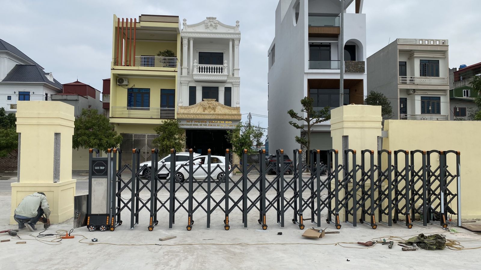 Cổng xếp là gì? Thông tin chung về cấu tạo của cổng xếp